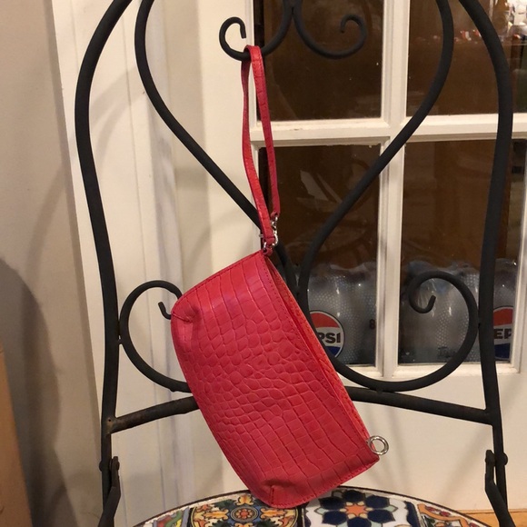 Talbots coral red wristlet small purse - Picture 8 of 8